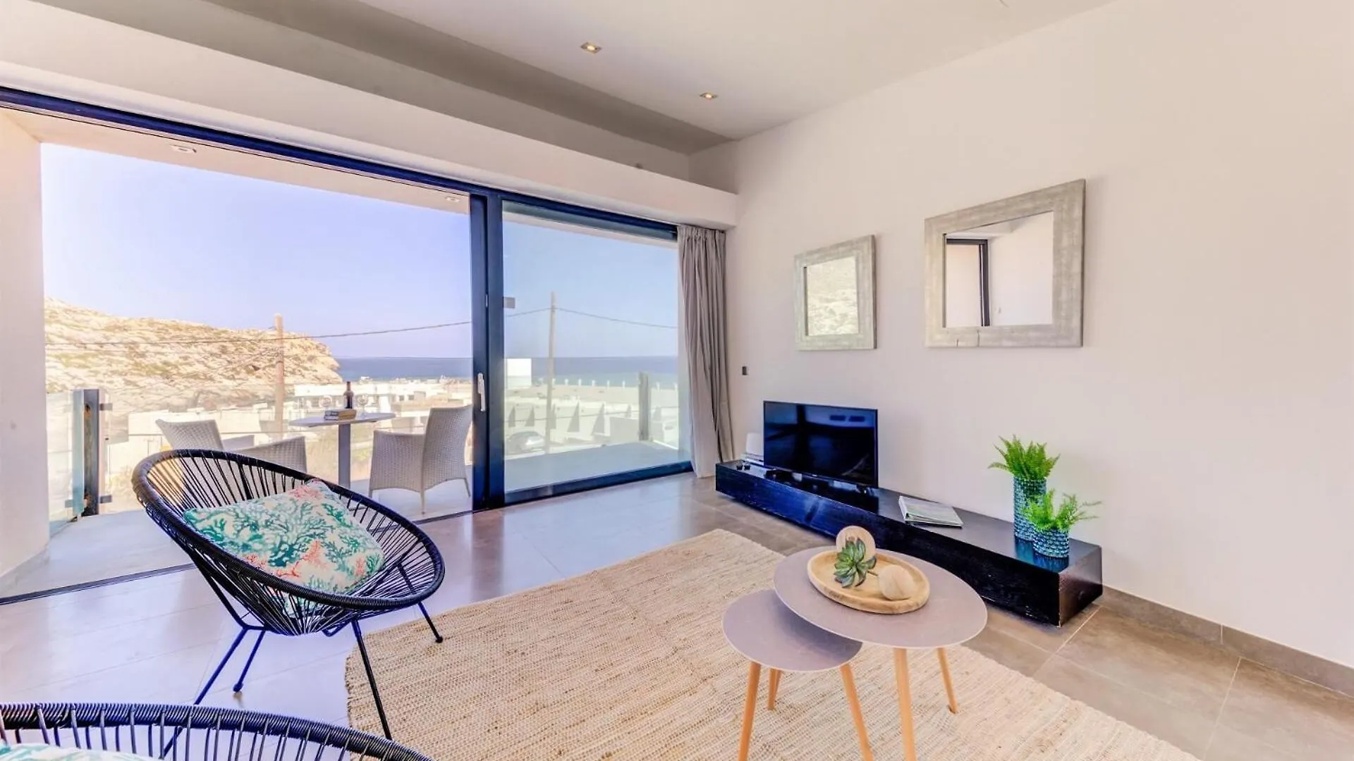 Cala Clara Beach Apartment By Sealand Villas Cala de Sant Vicenc Spanje