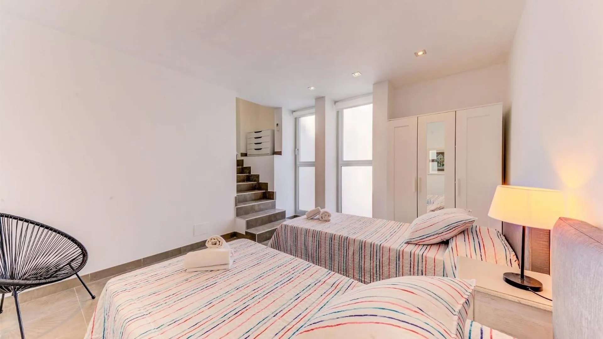 Cala Clara Beach Apartment By Sealand Villas Cala de Sant Vicenc